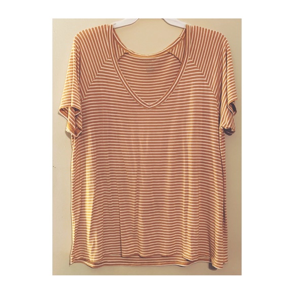 Top - Picture 1 of 1